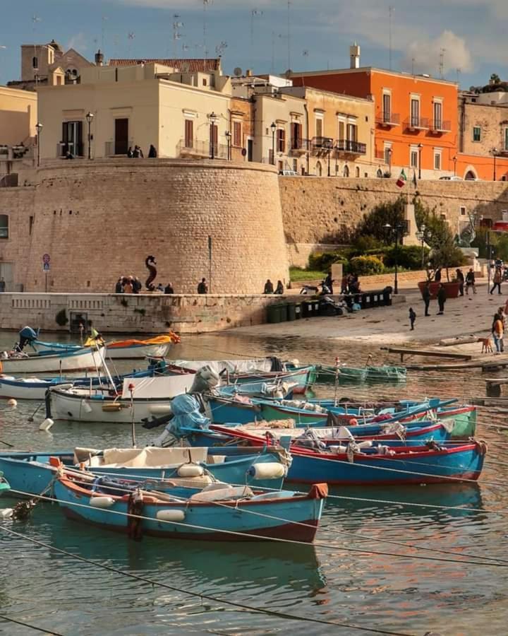 Amaste In Puglia Casa Vacanza Бишелие Екстериор снимка